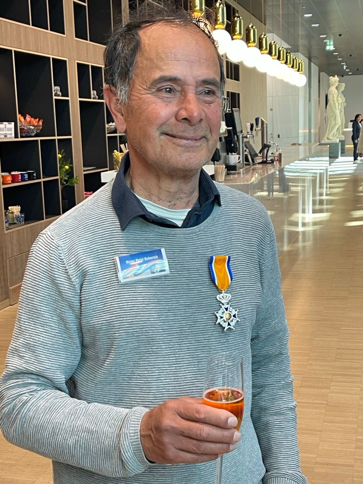 Erelid van het B-team Goirle en Riel Victor Retel Helmrich is nu ook Ridder in de Orde van Oranje-Nassau